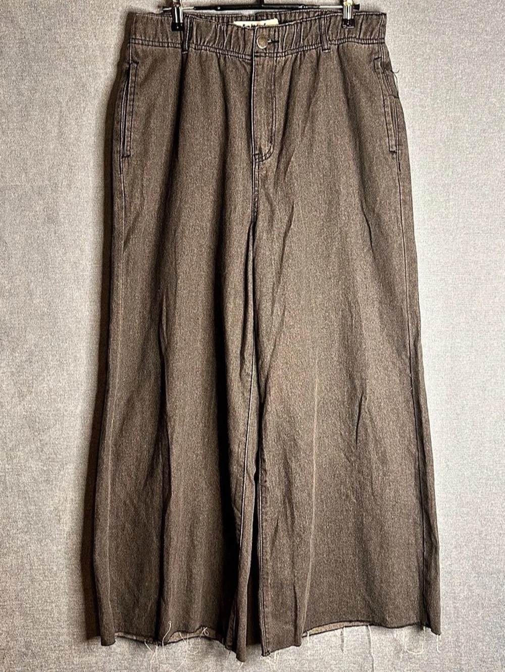Three Birds Nest Dark Gray Elastic Waist Wide Leg Denim Pants Women's Sz M BOHO